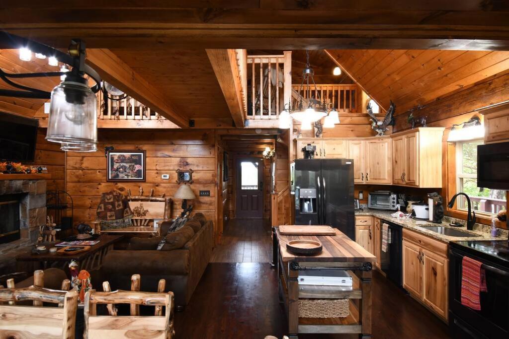 Bear Country Cabin Sevierville Eksteriør bilde