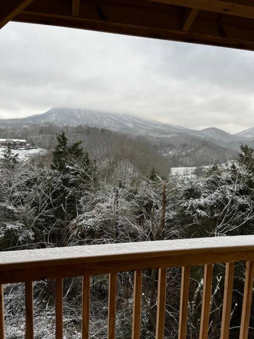 Bear Country Cabin Sevierville Eksteriør bilde